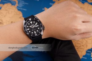 Đồng hồ Seiko 5 Sports SRPD65K2S 0