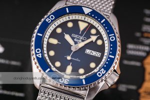 Đồng hồ Seiko 5 Sports SRPD71K1 1