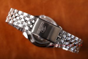 Đồng Hồ Seiko SNK357K1S 3