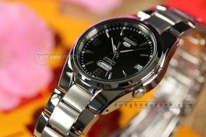 Đồng hồ Seiko SNK623K1 2