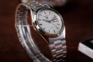 Đồng hồ Seiko SNXF05K1 1