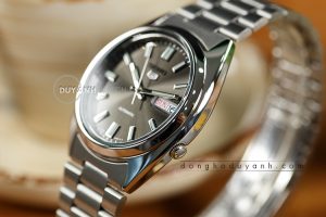 Đồng hồ Seiko SNXS79K1 2