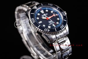 Seiko Prospex PADI Special Edition Solar SNE435P1 1
